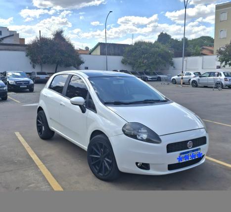 FIAT Punto 1.4 4P ATTRACTIVE FLEX, Foto 1