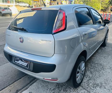FIAT Punto 1.4 4P ATTRACTIVE FLEX, Foto 5 FIAT Punto 1.4 4P ATTRACTIVE FLEX, Foto 5