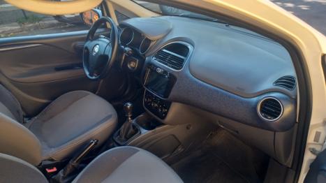 FIAT Punto 1.4 4P FLEX ATTRACTIVE ITALIA, Foto 7 FIAT Punto 1.4 4P FLEX ATTRACTIVE ITALIA, Foto 7