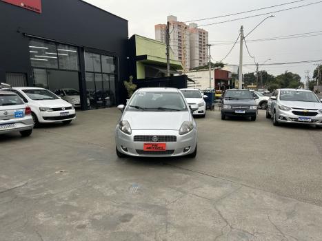 FIAT Punto 1.4 4P FLEX ATTRACTIVE ITALIA, Foto 2 FIAT Punto 1.4 4P FLEX ATTRACTIVE ITALIA, Foto 2