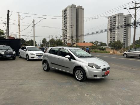 FIAT Punto 1.4 4P FLEX ATTRACTIVE ITALIA, Foto 3 FIAT Punto 1.4 4P FLEX ATTRACTIVE ITALIA, Foto 3