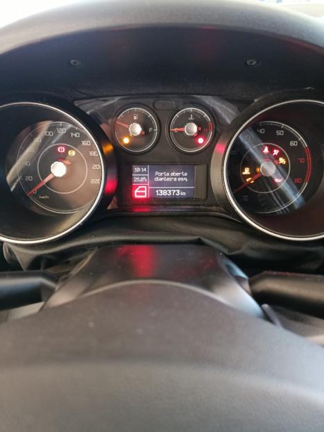 FIAT Punto 1.4 4P FLEX ATTRACTIVE ITALIA, Foto 4