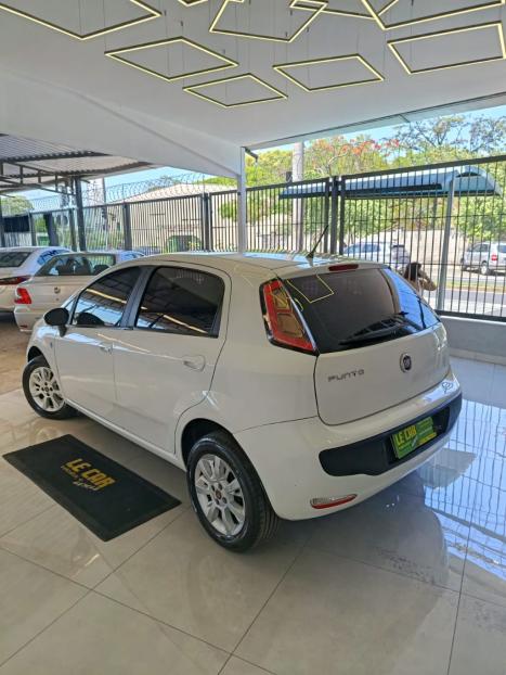 FIAT Punto 1.4 4P FLEX ATTRACTIVE ITALIA, Foto 8