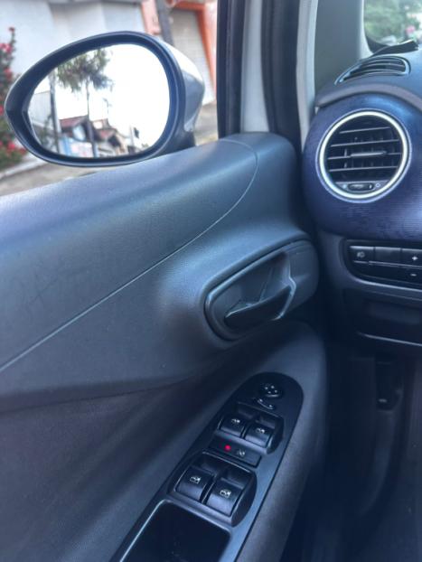 FIAT Punto 1.4 4P FLEX ATTRACTIVE ITALIA, Foto 3