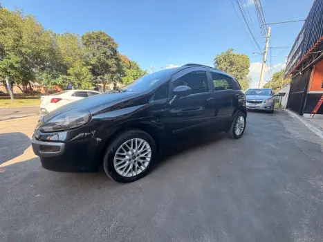FIAT Punto 1.4 4P FLEX ATTRACTIVE ITALIA, Foto 2