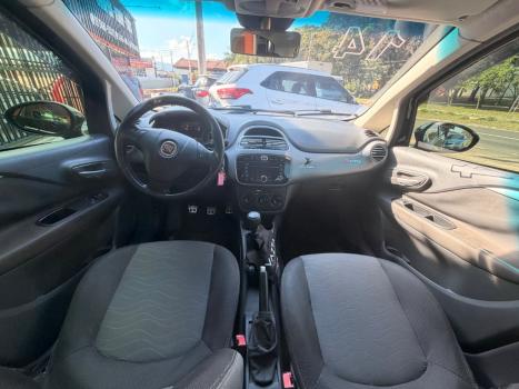 FIAT Punto 1.4 4P FLEX ATTRACTIVE ITALIA, Foto 5