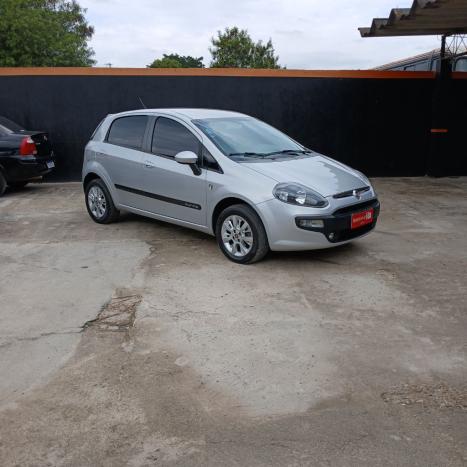 FIAT Punto 1.4 4P FLEX ATTRACTIVE ITALIA, Foto 1