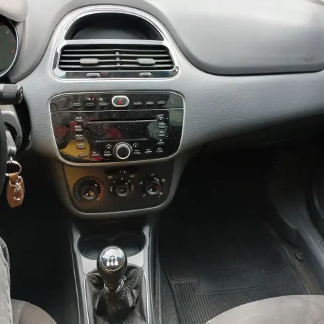 FIAT Punto 1.4 4P FLEX ATTRACTIVE ITALIA, Foto 10