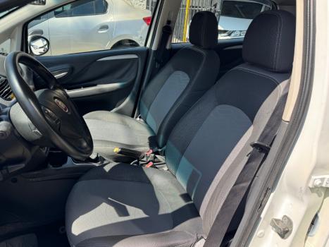 FIAT Punto 1.4 4P FLEX ATTRACTIVE ITALIA, Foto 8