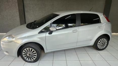 FIAT Punto 1.4 FLEX 4P, Foto 1