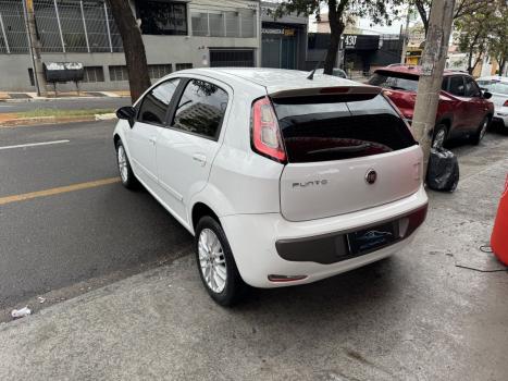 FIAT Punto 1.6 16V 4P FLEX ESSENCE CREATIVE DUALOGIC AUTOMATIZADO, Foto 5 FIAT Punto 1.6 16V 4P FLEX ESSENCE CREATIVE DUALOGIC AUTOMATIZADO, Foto 5