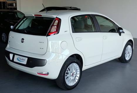 FIAT Punto 1.6 16V 4P ESSENCE FLEX, Foto 4