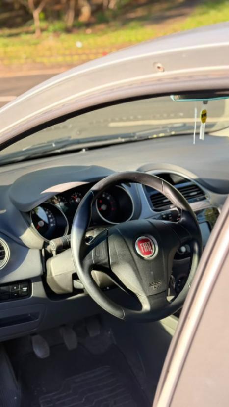 FIAT Punto 1.6 16V 4P ESSENCE FLEX, Foto 3