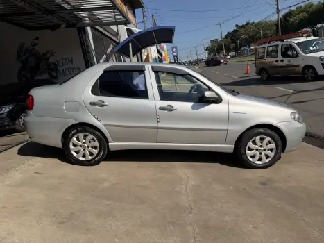 FIAT Siena 1.0 4P FIRE FLEX CELEBRATION, Foto 2