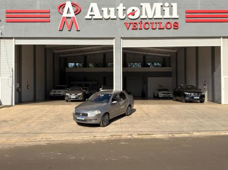 FIAT Siena 1.8 4P HLX FLEX, Foto 1