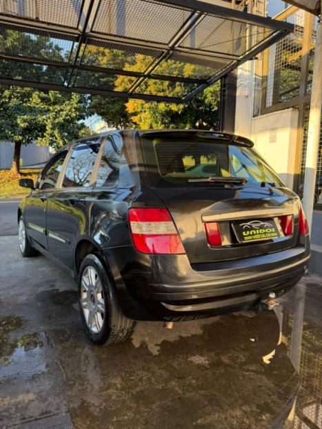 FIAT Stilo 1.8 16V 4P CONNECT, Foto 4
