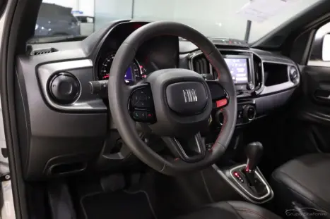 FIAT Strada 1.0 12V TURBO 200 FLEX ULTRA CABINE DUPLA AUTOM�TICO CVT, Foto 4