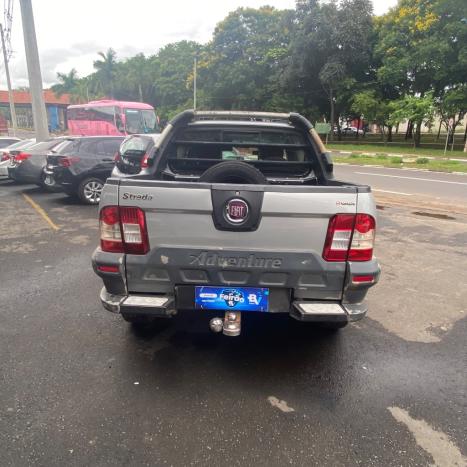 FIAT Strada 1.8 16V FLEX ADVENTURE LOCKER CABINE DUPLA, Foto 5