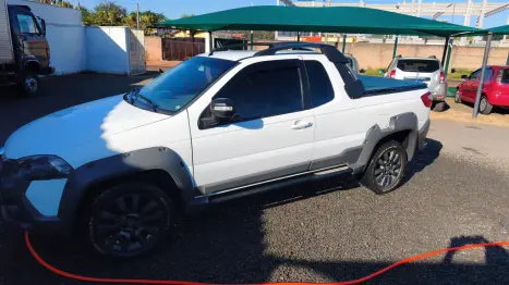 FIAT Strada 1.8 16V 3P CABINE DUPLA ADVENTURE FLEX AUTOM�TICO, Foto 4