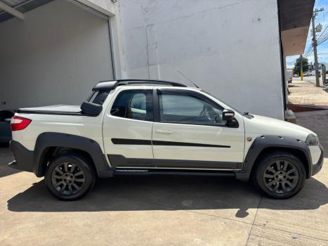 FIAT Strada 1.8 16V 3P FLEX MPI CABINE DUPLA ADVENTURE EXTREME, Foto 3