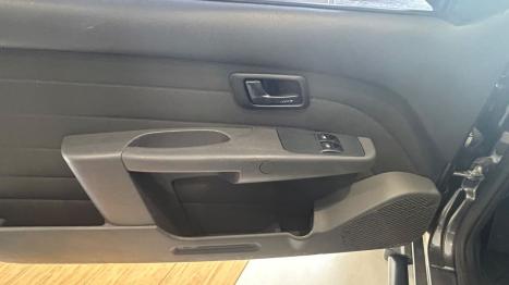 FIAT Strada 1.8 3P FLEX ADVENTURE CABINE DUPLA, Foto 6