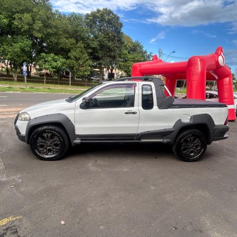 FIAT Strada 1.8 FLEX ADVENTURE LOCKER CABINE ESTENDIDA, Foto 4