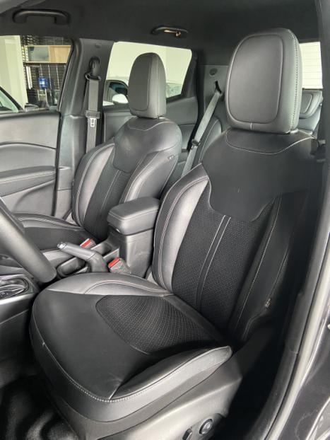 FIAT Toro 1.3 16V 4P FLEX 270 TURBO VOLCANO AUTOMÁTICO, Foto 11 FIAT Toro 1.3 16V 4P FLEX 270 TURBO VOLCANO AUTOMÁTICO, Foto 11