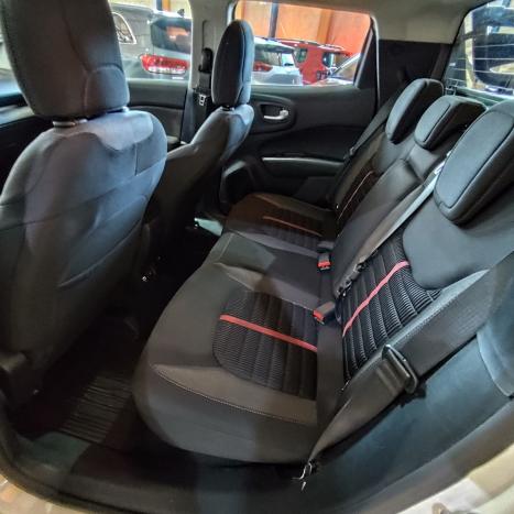 FIAT Toro 1.8 16V 4P FLEX FREEDOM AUTOMTICO, Foto 7