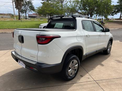 FIAT Toro 1.8 16V 4P FLEX FREEDOM AUTOMTICO, Foto 4