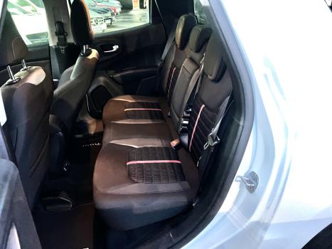 FIAT Toro 1.8 16V 4P FLEX FREEDOM AUTOM�TICO, Foto 13