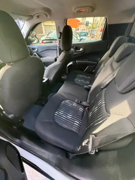 FIAT Toro 1.8 16V 4P FLEX FREEDOM AUTOM�TICO, Foto 9