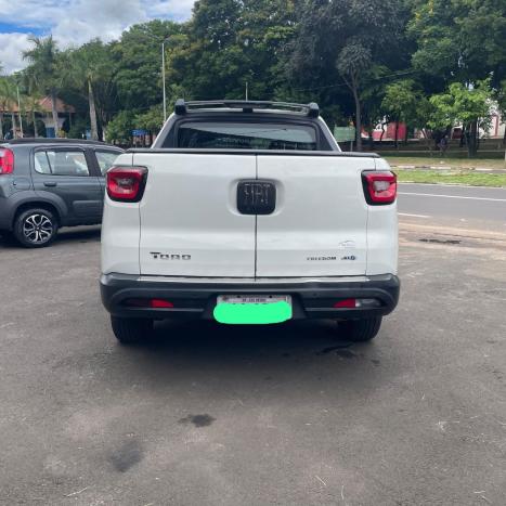 FIAT Toro 1.8 16V 4P FLEX FREEDOM AUTOM�TICO, Foto 2