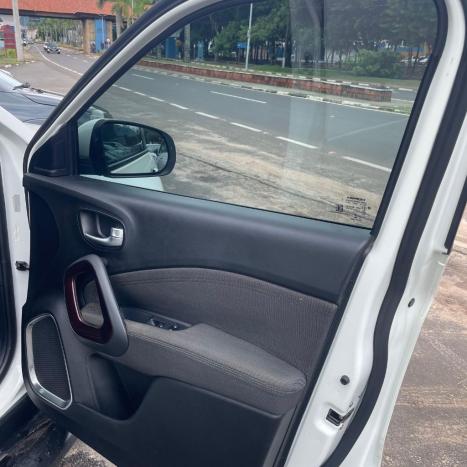 FIAT Toro 1.8 16V 4P FLEX FREEDOM AUTOM�TICO, Foto 11