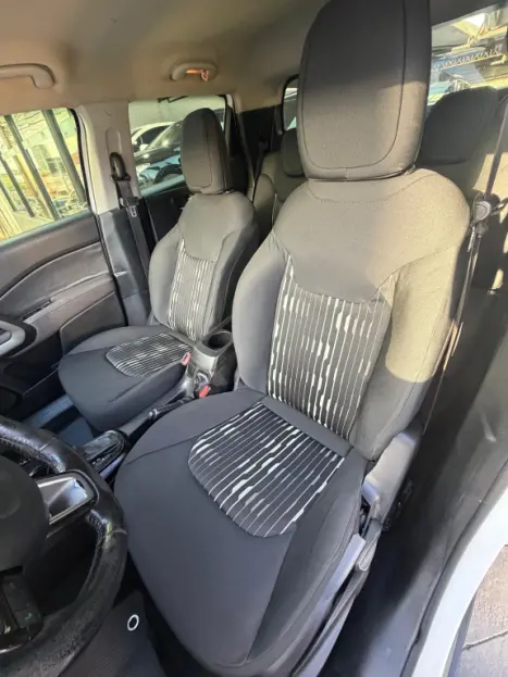 FIAT Toro 1.8 16V 4P FLEX FREEDOM AUTOM�TICO, Foto 13