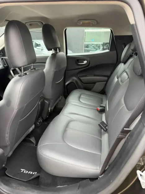 FIAT Toro 1.8 16V 4P FLEX FREEDOM AUTOM�TICO, Foto 9