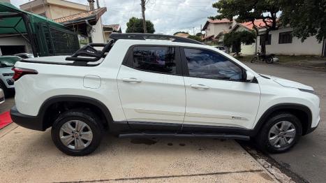 FIAT Toro 1.8 16V 4P FLEX FREEDOM AUTOM�TICO, Foto 2