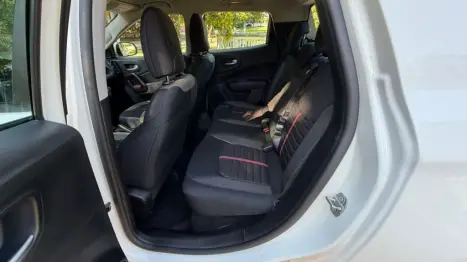 FIAT Toro 1.8 16V 4P FLEX FREEDOM AUTOM�TICO, Foto 6