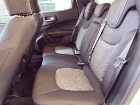 FIAT Toro 1.8 16V 4P ENDURANCE AUTOM�TICO, Foto 10