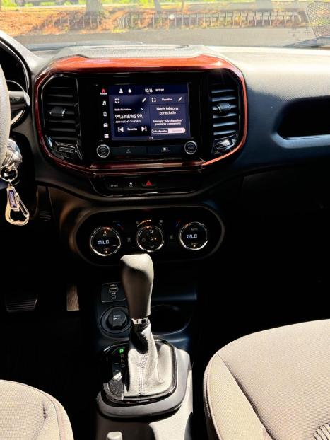 FIAT Toro 1.8 16V 4P FLEX FREEDOM AUTOM�TICO, Foto 8