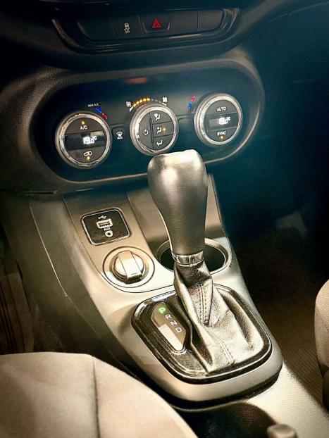 FIAT Toro 1.8 16V 4P FLEX FREEDOM AUTOM�TICO, Foto 9