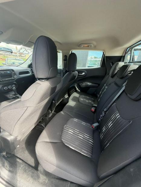 FIAT Toro 1.8 16V 4P ENDURANCE AUTOM�TICO, Foto 9