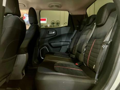 FIAT Toro 1.8 16V 4P FLEX FREEDOM ROAD AUTOM�TICO, Foto 21