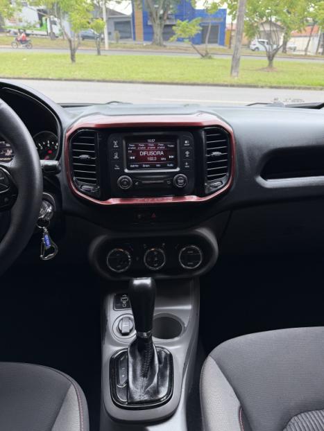 FIAT Toro 1.8 16V 4P FLEX OPENING EDITION AUTOM�TICO, Foto 13