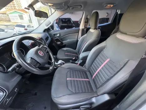 FIAT Toro 1.8 16V 4P FLEX FREEDOM AUTOM�TICO, Foto 10