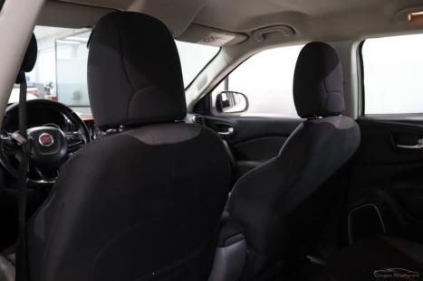 FIAT Toro 1.8 16V 4P FLEX FREEDOM AUTOM�TICO, Foto 9