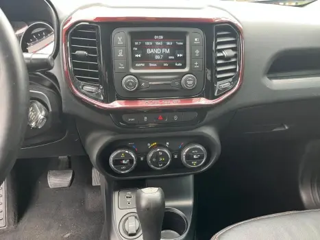 FIAT Toro 1.8 16V 4P FLEX FREEDOM AUTOM�TICO, Foto 13