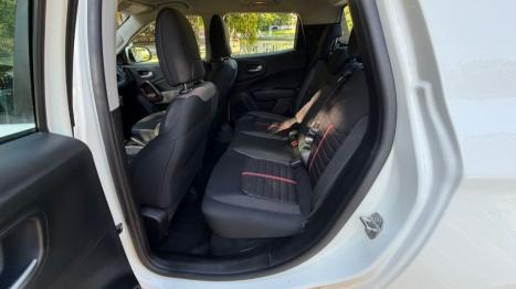 FIAT Toro 1.8 16V 4P FLEX FREEDOM AUTOM�TICO, Foto 6