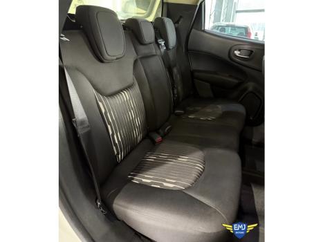 FIAT Toro 1.8 16V 4P FLEX FREEDOM AUTOMÁTICO, Foto 12
