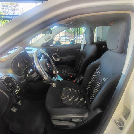 FIAT Toro 1.8 16V FLEX EVO ENDURANCE, Foto 6