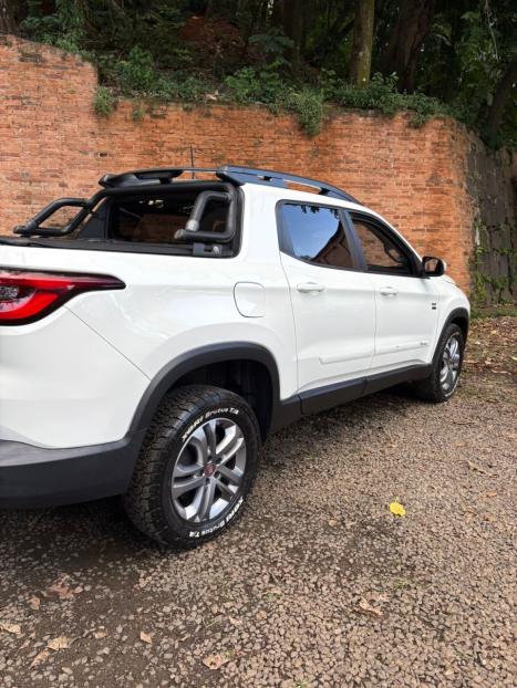 FIAT Toro 2.0 16V 4P 4WD FREEDOM TURBO DIESEL  AUTOMÁTICO, Foto 4 FIAT Toro 2.0 16V 4P 4WD FREEDOM TURBO DIESEL  AUTOMÁTICO, Foto 4